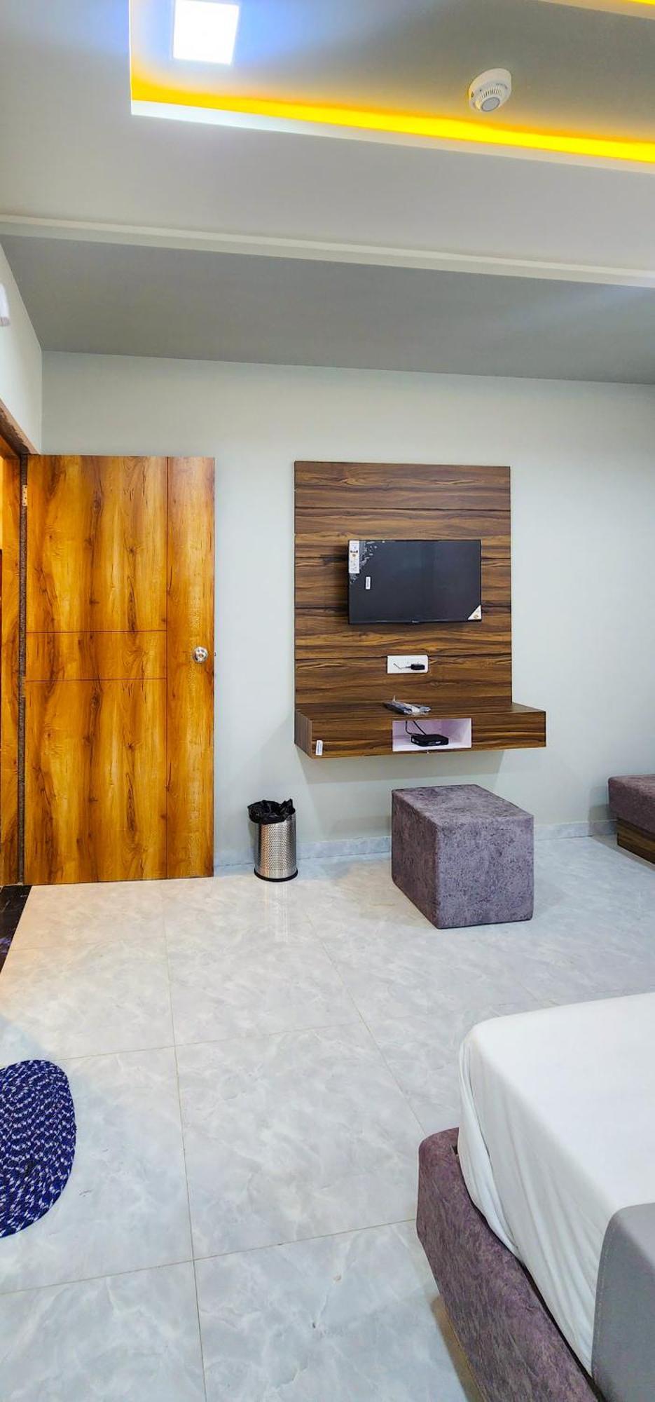 אחמדאבאד Hotel Nova Blue מראה חיצוני תמונה